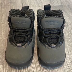 Shadow Grey Jordan 10 4c